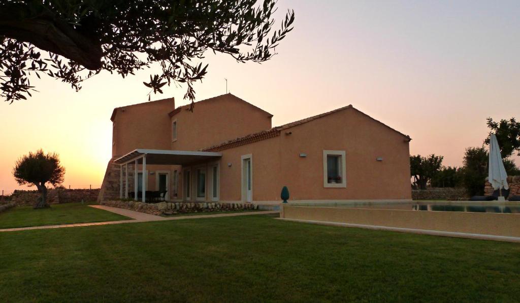 Antica Locanda Del Golf Ragusa Eksteriør bilde
